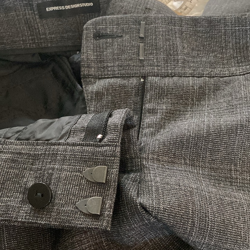 Express Design Studio Crops, Size 4 - Picture 8 of 9